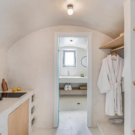 Paradeisos Apartamento *