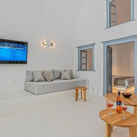 Paradeisos Apartment *