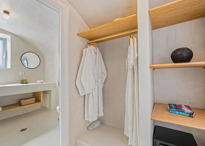 Paradeisos Apartamento Karterádos