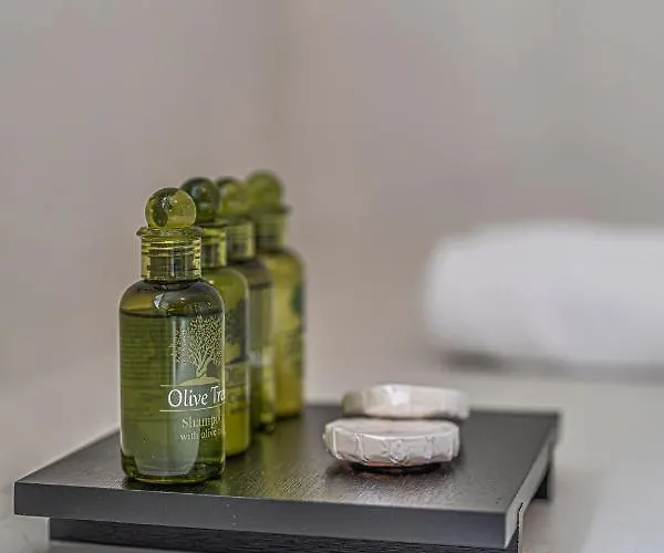 Paradeisos كارتيرادوس