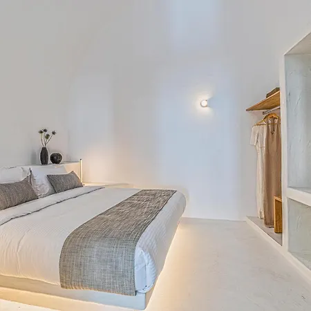 Paradeisos Apartman *
