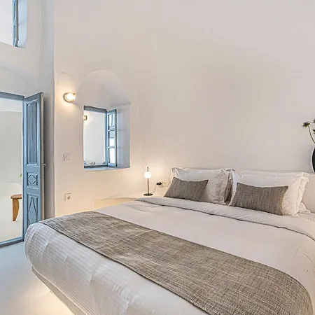 Paradeisos Apartman *